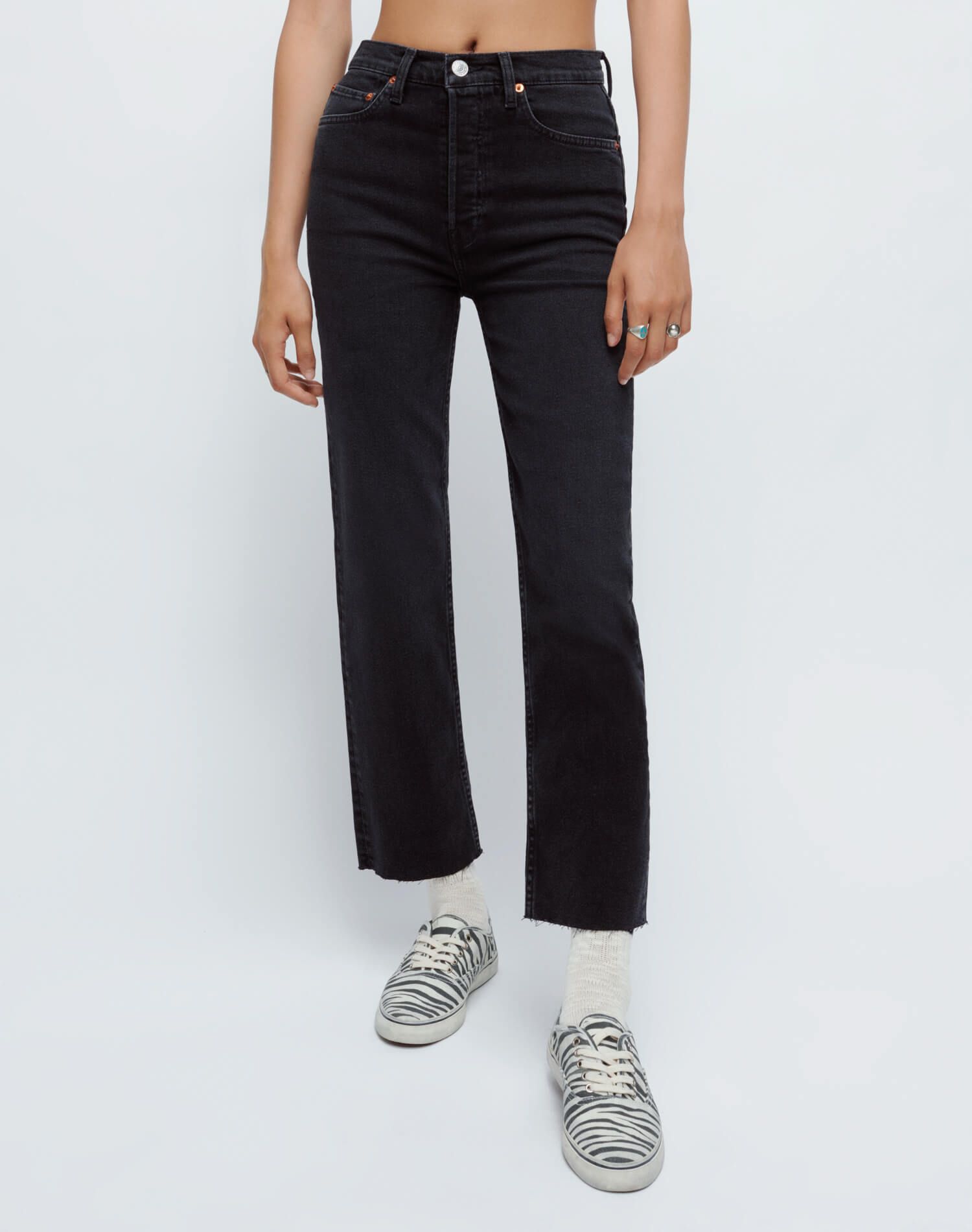 Comfort Stretch High Rise Stove Pipe - Washed Noir sold by Re/Done product image thumbnail 6