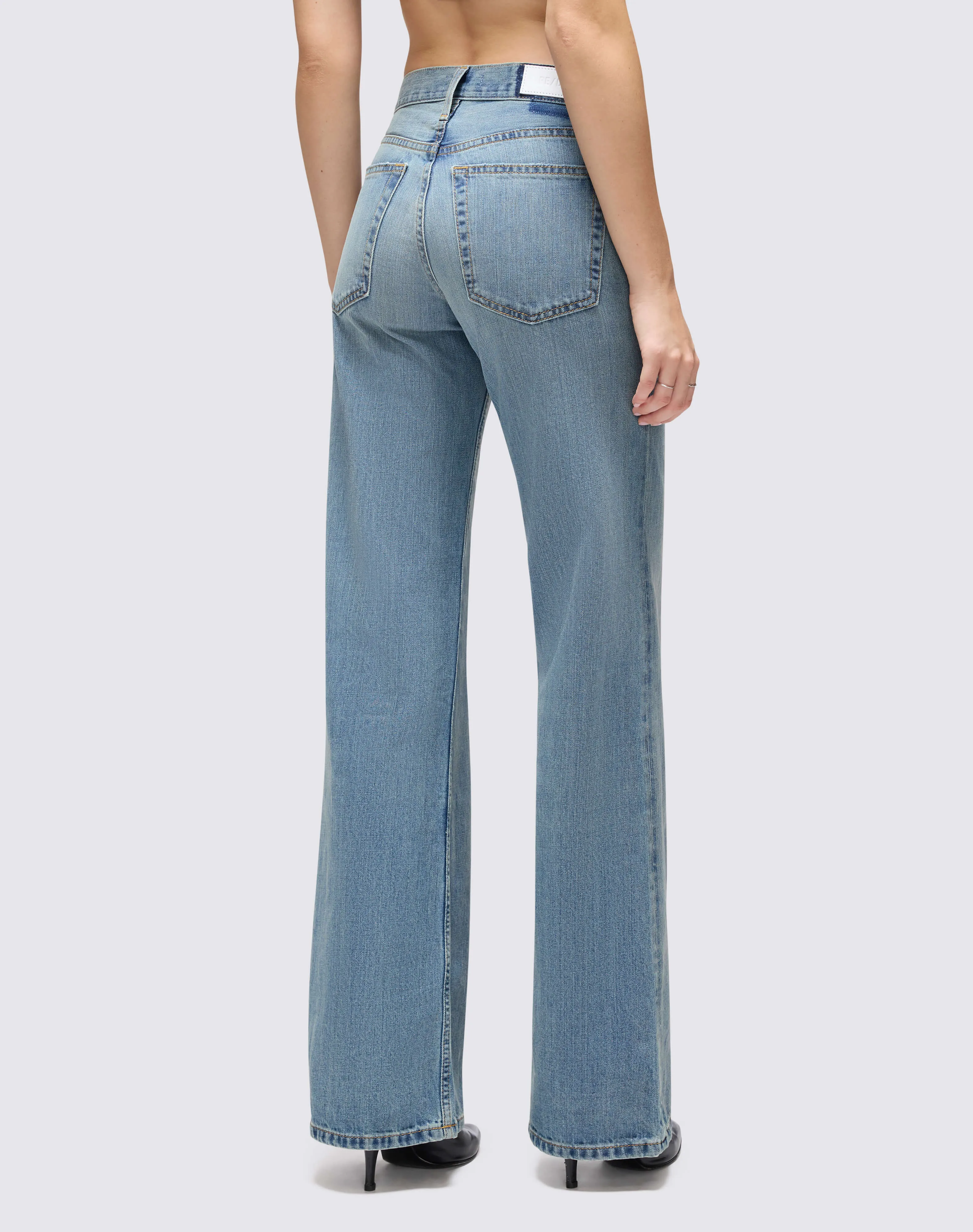 Mid Rise Wide Leg - Authentica Indigo sold by Re/Done product image thumbnail 4