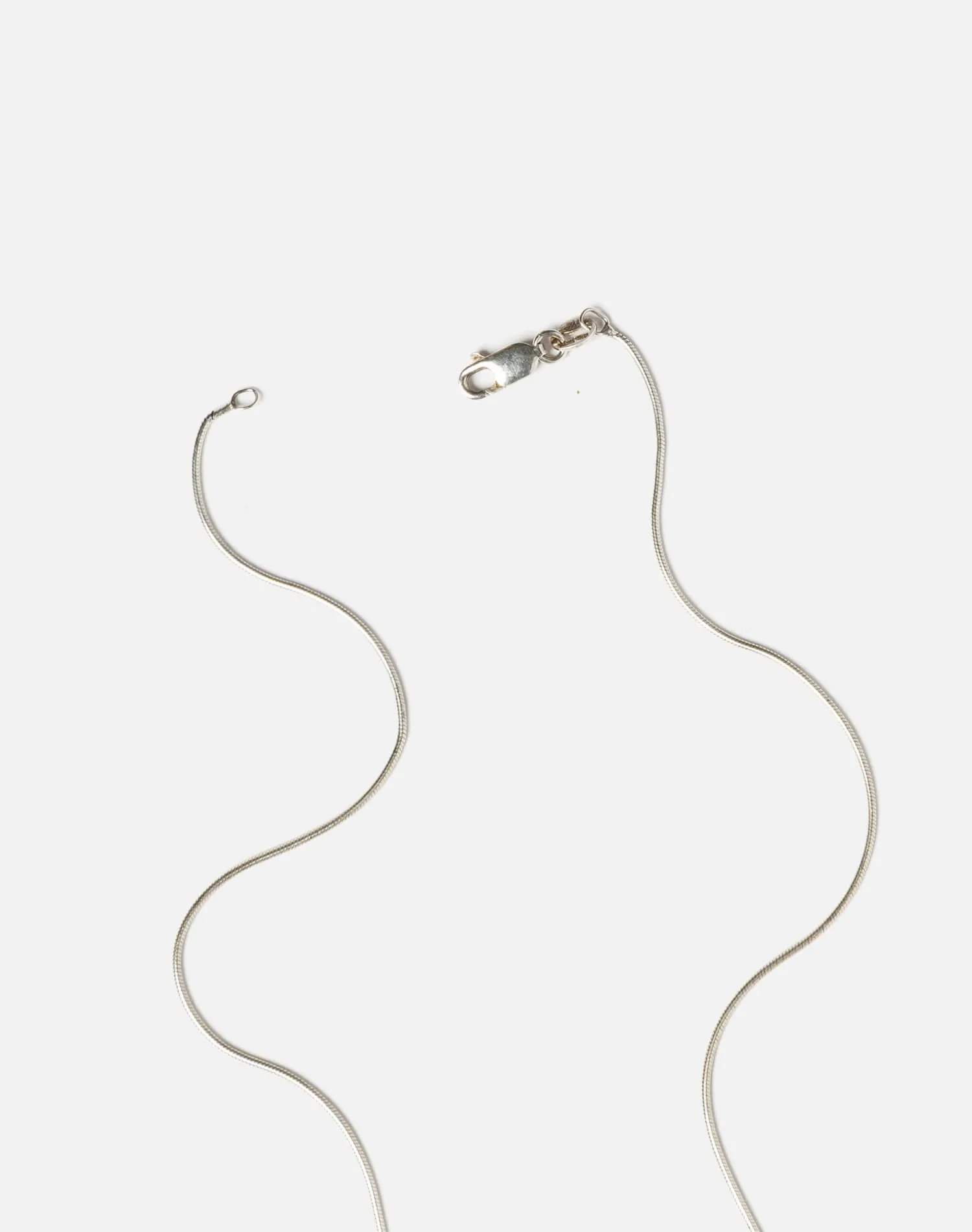 90s Onyx Heart Necklace -#1024 sold by Re/Done product image thumbnail 4