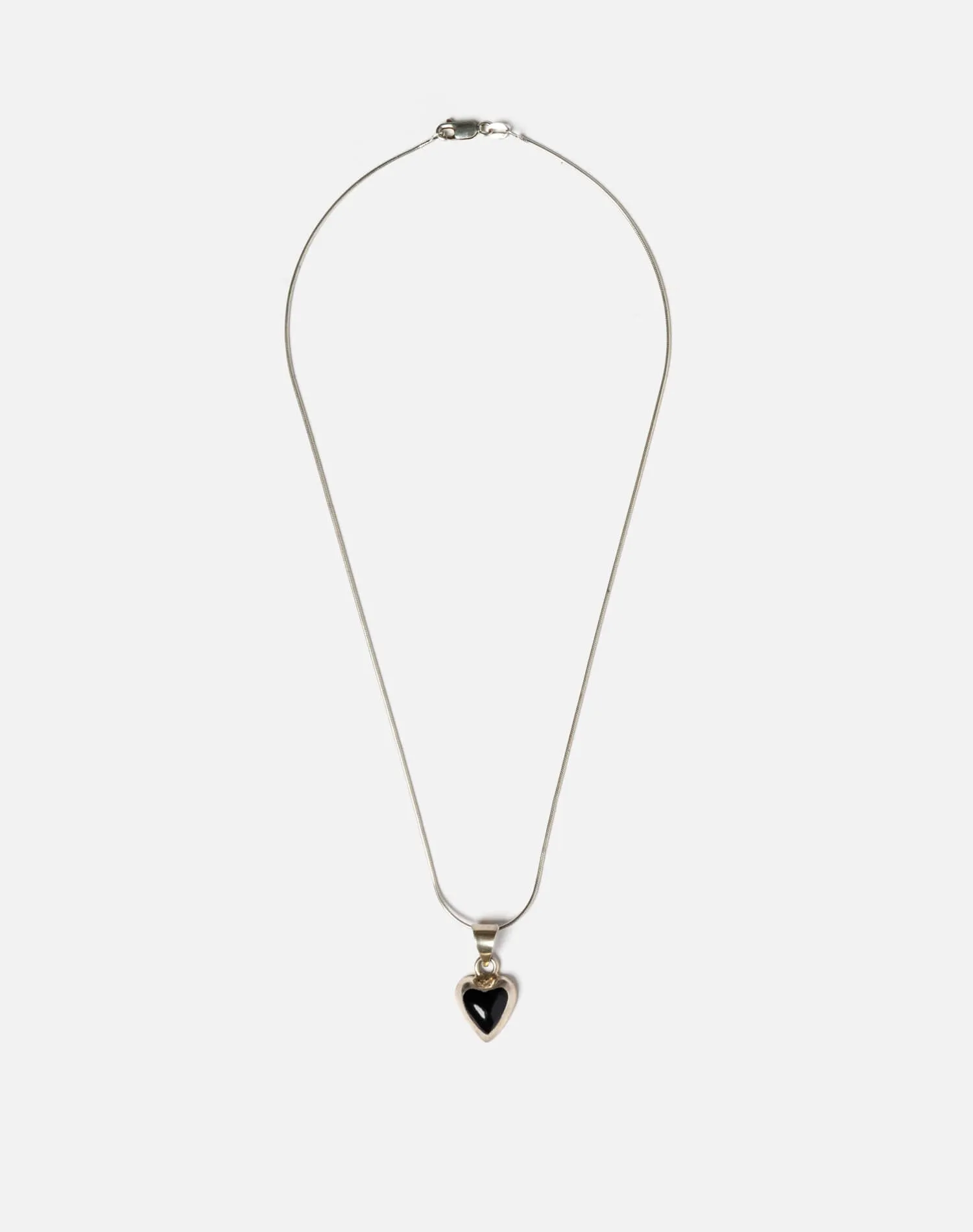 90s Onyx Heart Necklace -#1024 sold by Re/Done product image thumbnail 2
