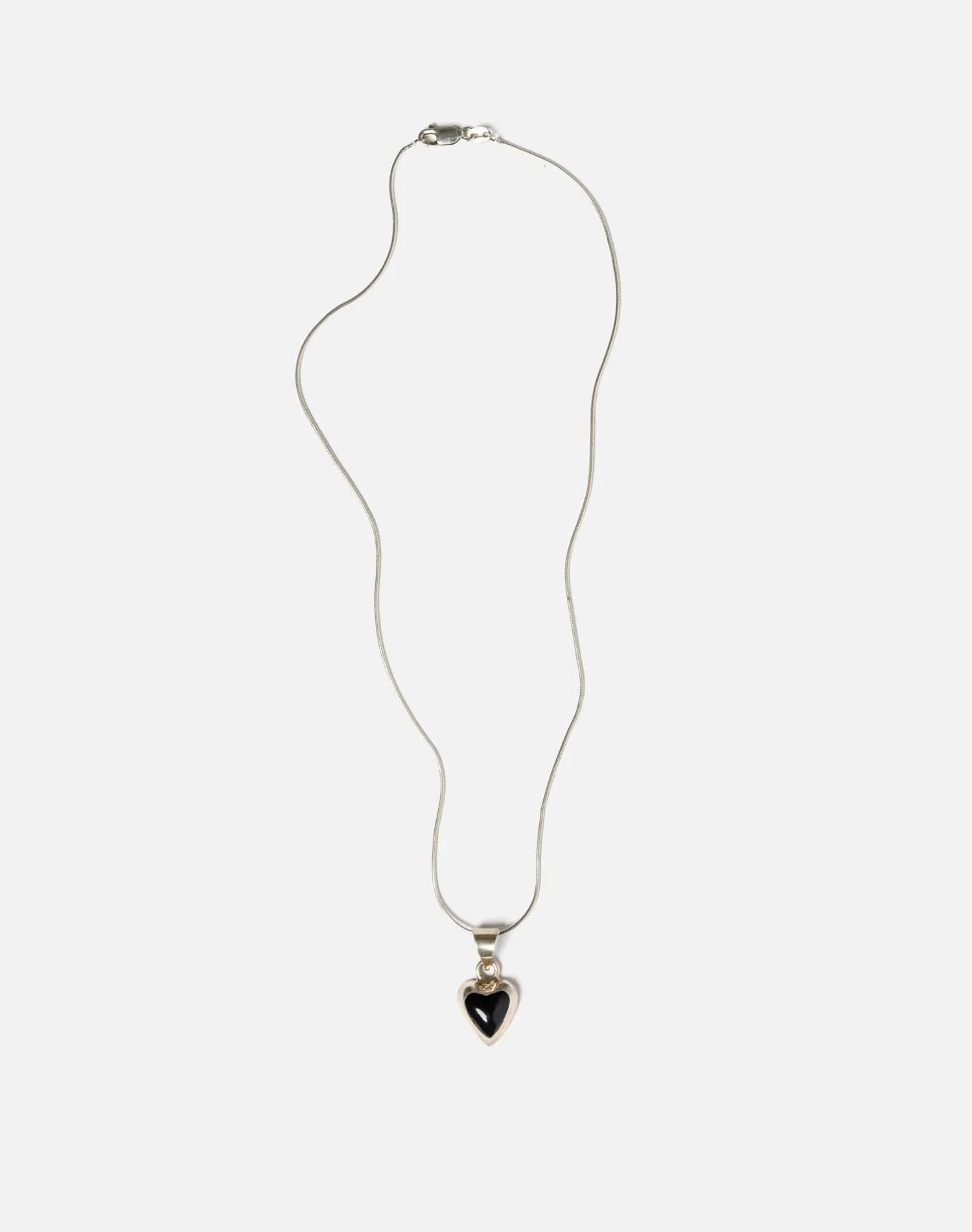 90s Onyx Heart Necklace -#1024 sold by Re/Done product image thumbnail 3