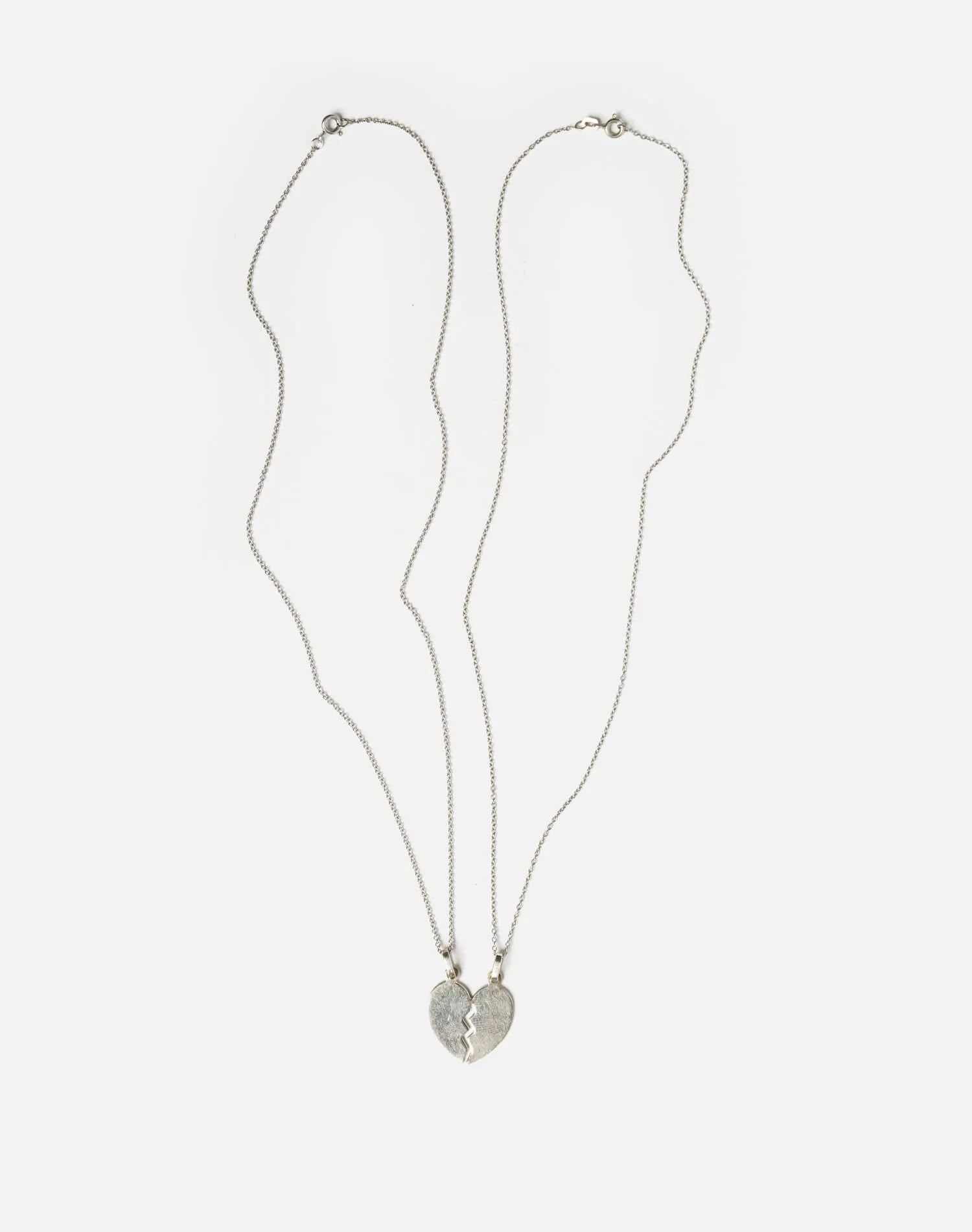 90s Connected Lovers Necklace -#1047 sold by Re/Done product image thumbnail 3