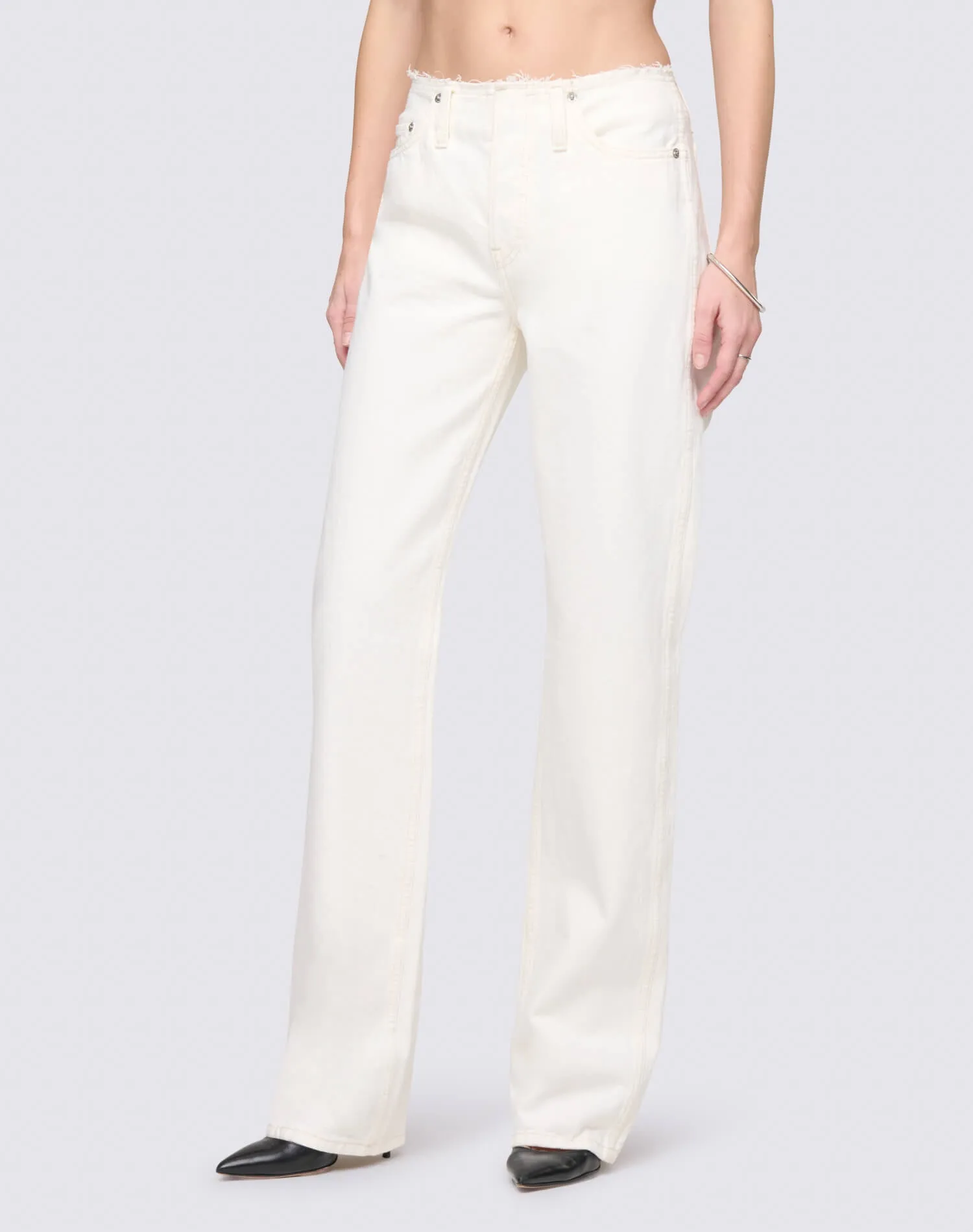 Roxy Loose - Crema sold by Re/Done