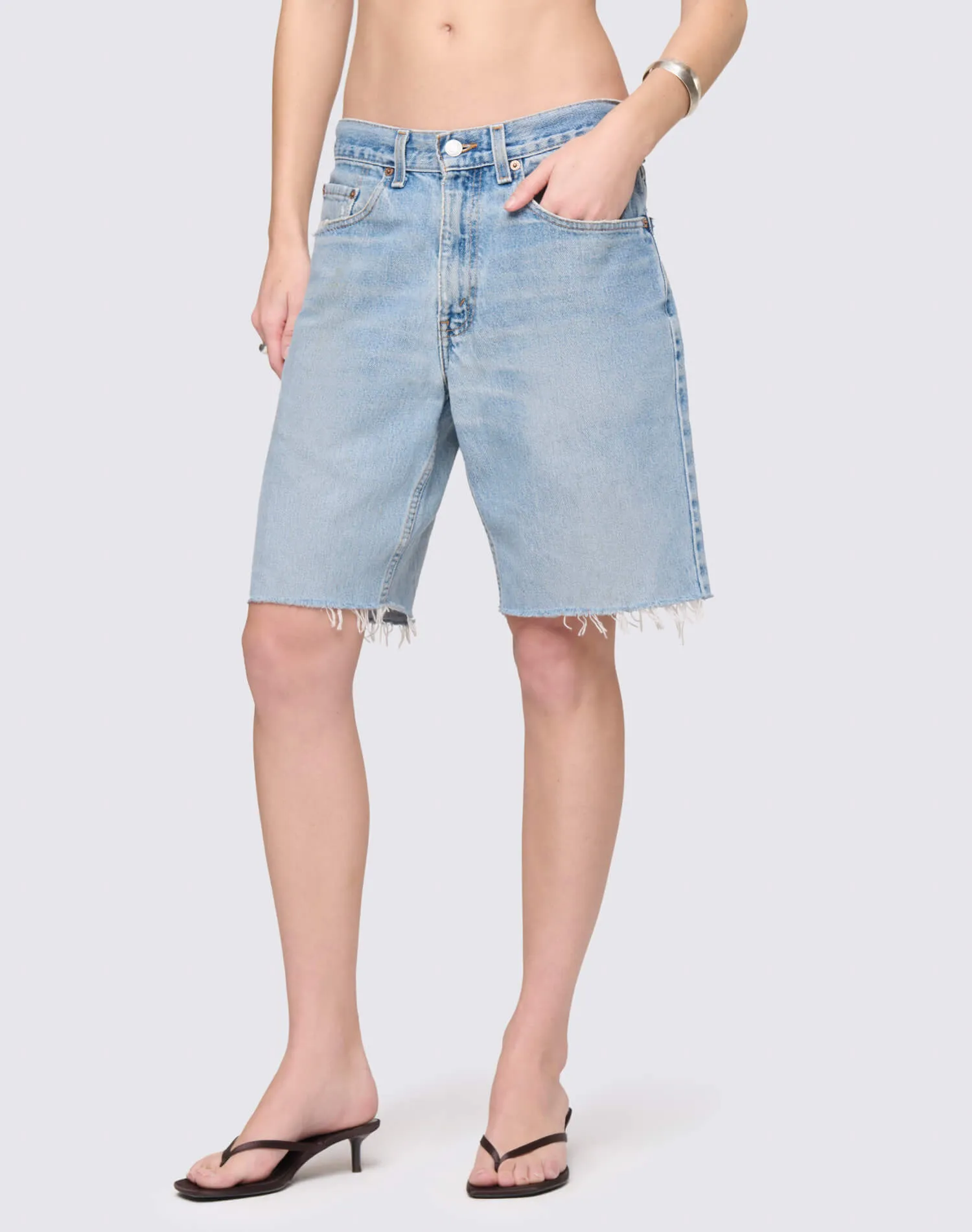 No. 27KIKI11245751 sold by Re/Done product image thumbnail 3