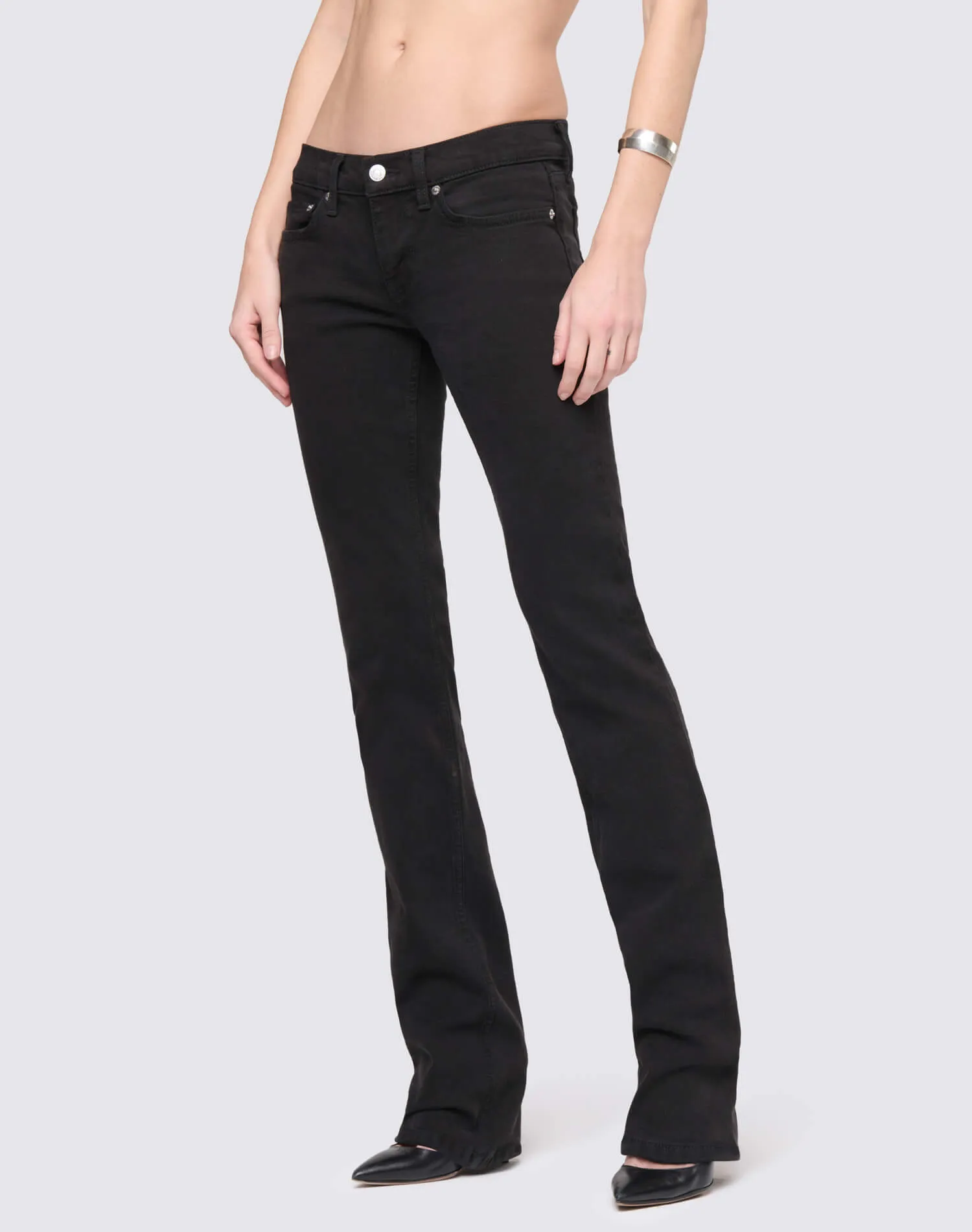 The Lean Jean - Midnight Drive sold by Re/Done