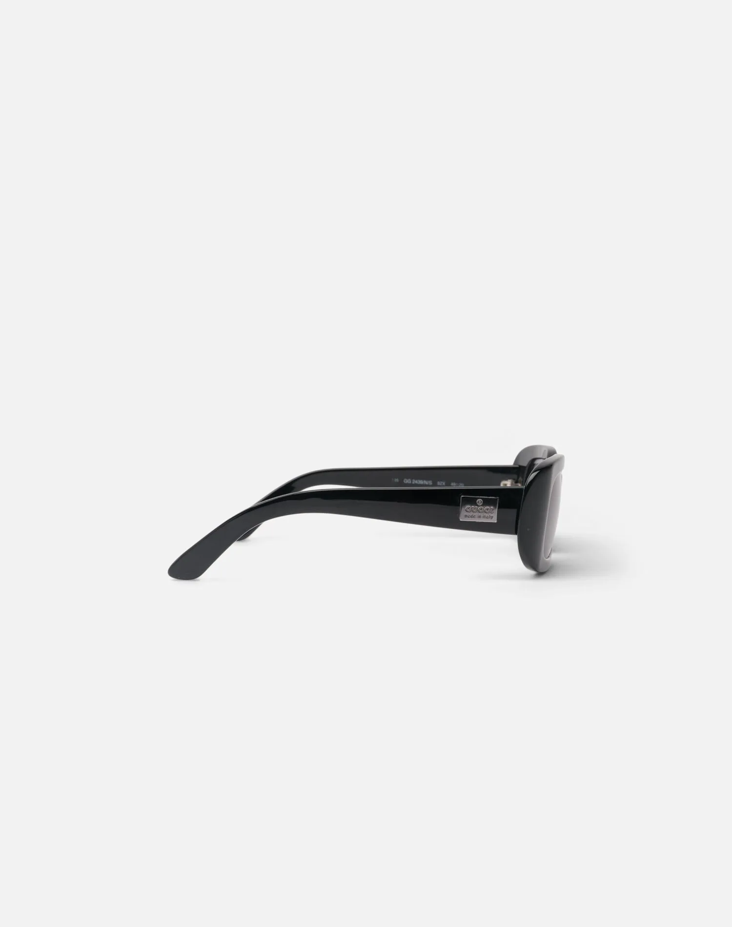 Vintage 90s Gucci Sunglasses - #1687 sold by Re/Done product image thumbnail 2