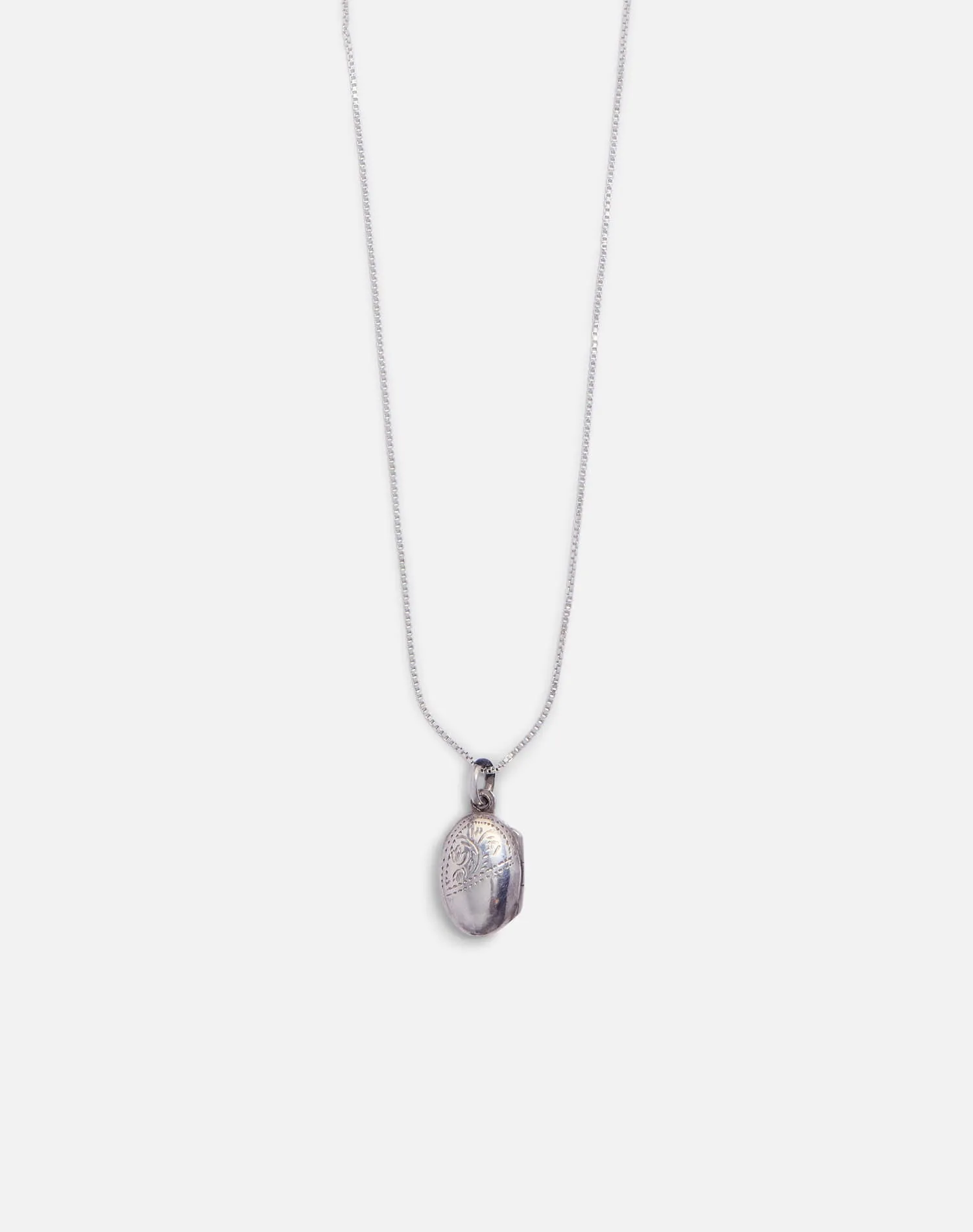Vintage 70s Engraved Locket Necklace -#1733 sold by Re/Done