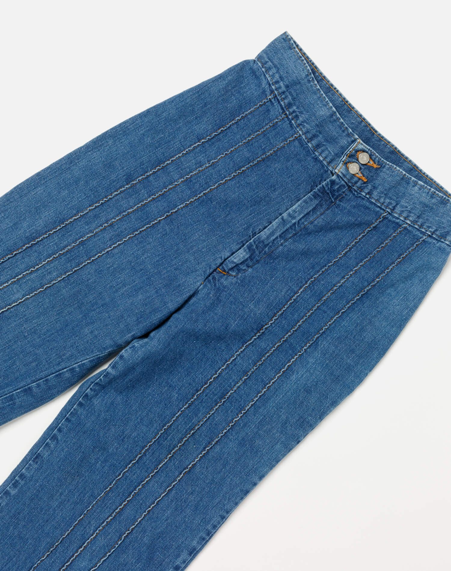 1970s Vintage Levi's Ultra High Rise Pintuck Pant Size 26 - #174 sold by Re/Done product image thumbnail 3