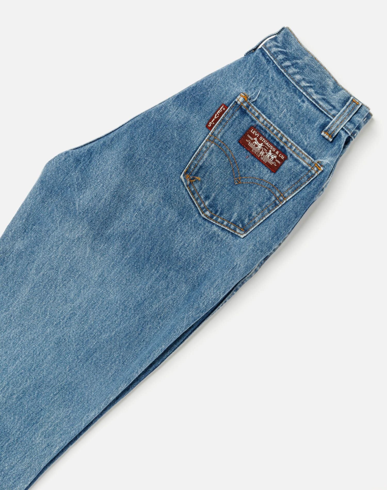 1980s Vintage Levi's Ultra High Rise Boot Cut Jean Size 23 - #148 sold by Re/Done product image thumbnail 4