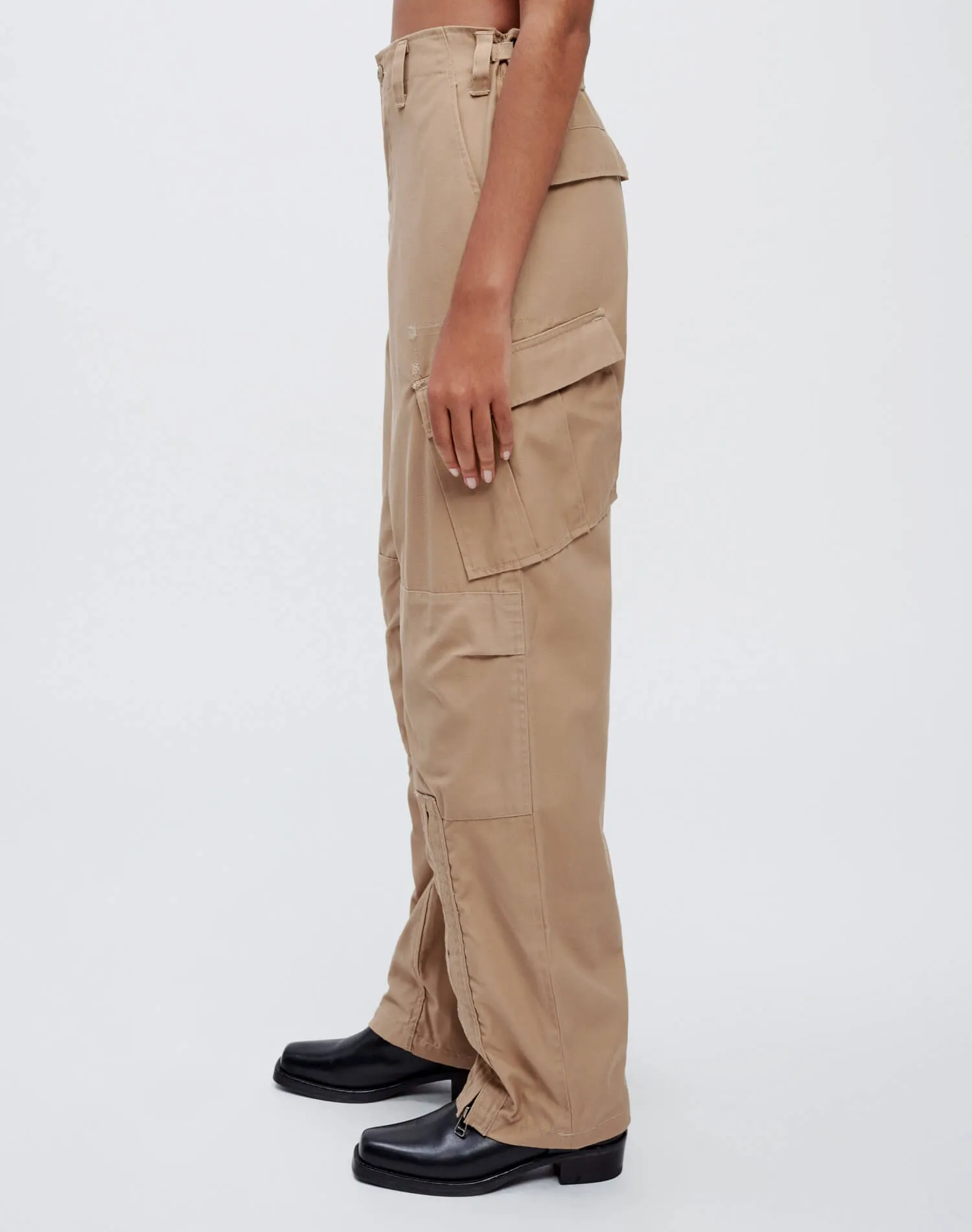Upcycled Cargo - Khaki sold by Re/Done product image thumbnail 5