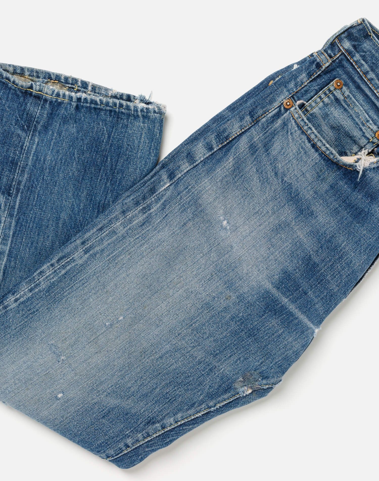 1950s Vintage Levi's 501 Redline Selvedge Patched Jean Size 25 - #145 sold by Re/Done product image thumbnail 3