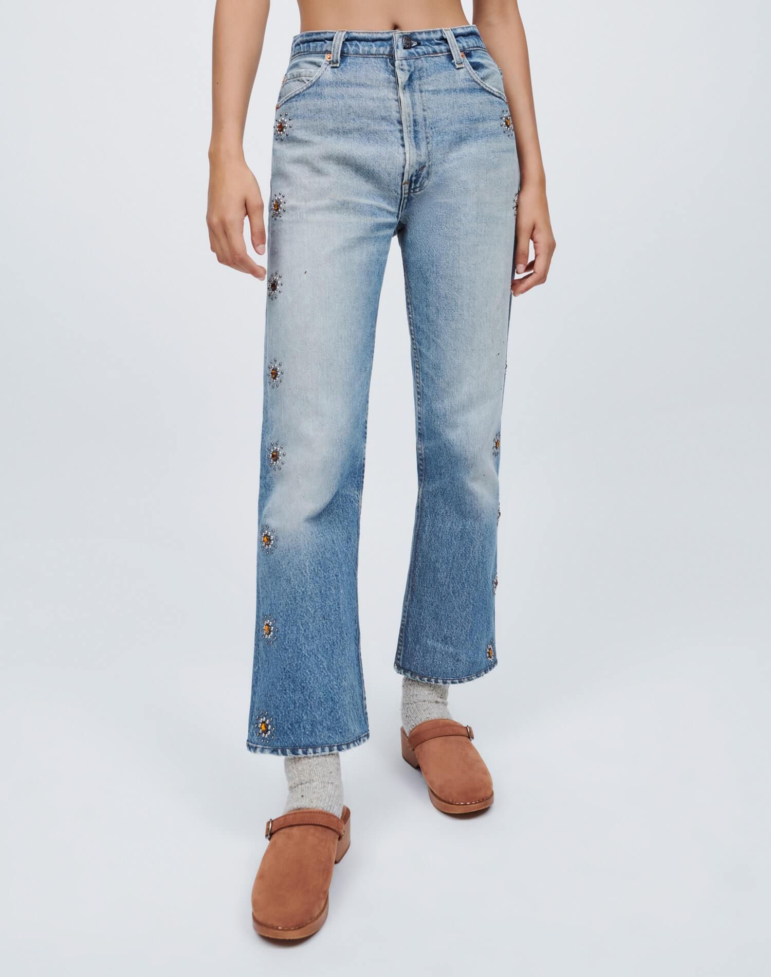 Levi's 70s Loose Flare in Indigo Stud sold by Re/Done product image thumbnail 2