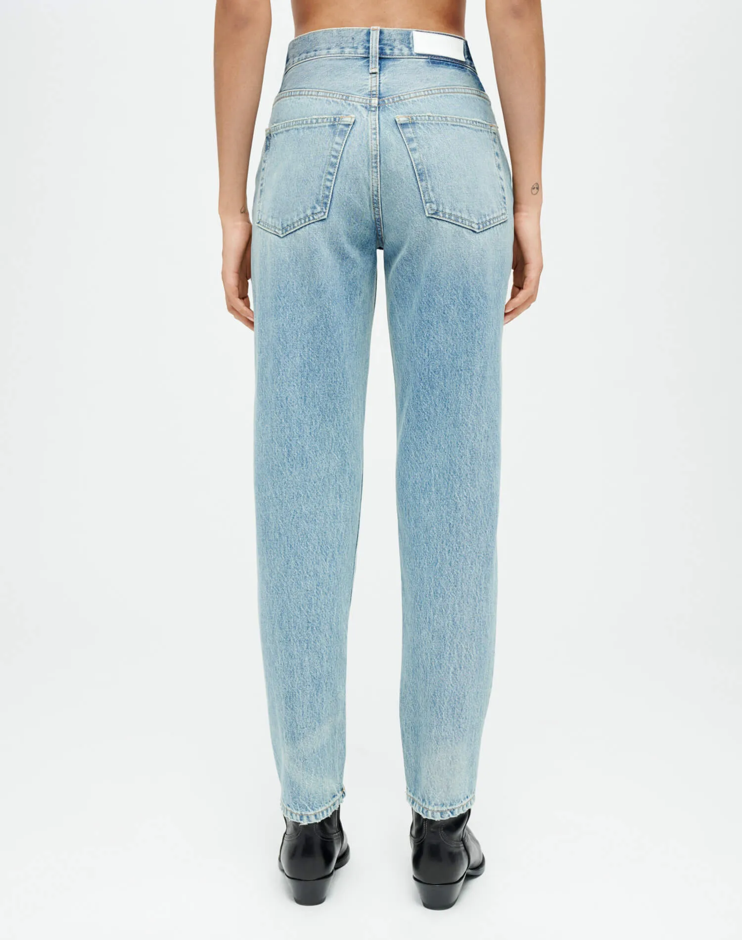 Taper Jean - Favorite Bleu sold by Re/Done product image thumbnail 4