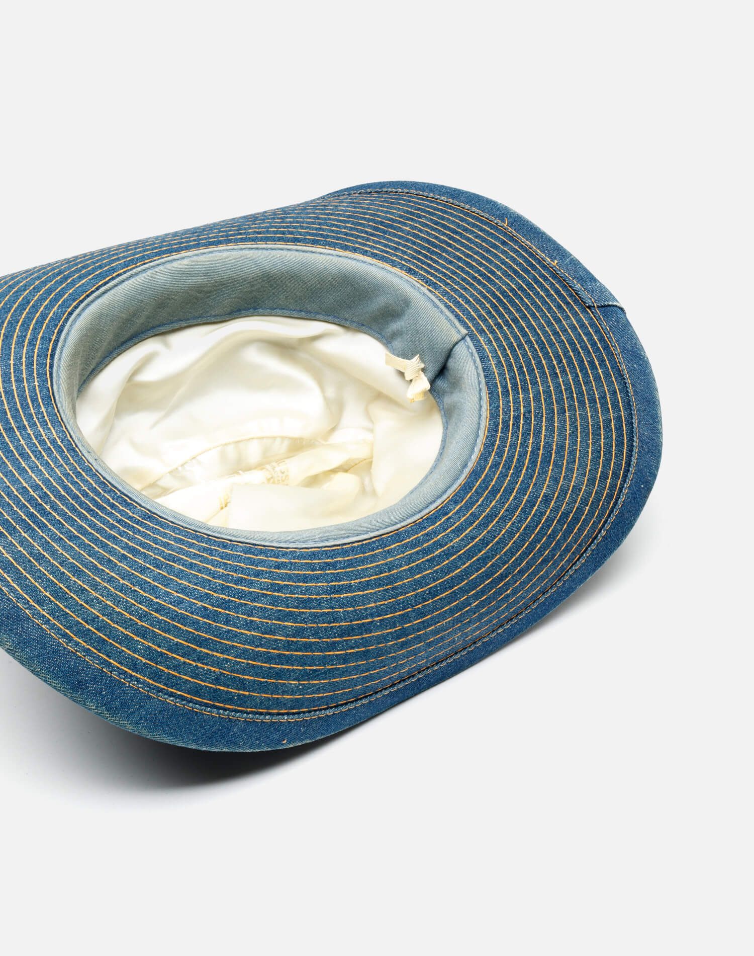 70s Levi's Cowboy Hat sold by Re/Done product image thumbnail 4