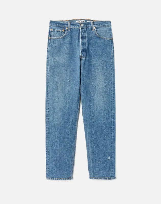 Levi's Relaxed Straight - Indigo sold by Re/Done