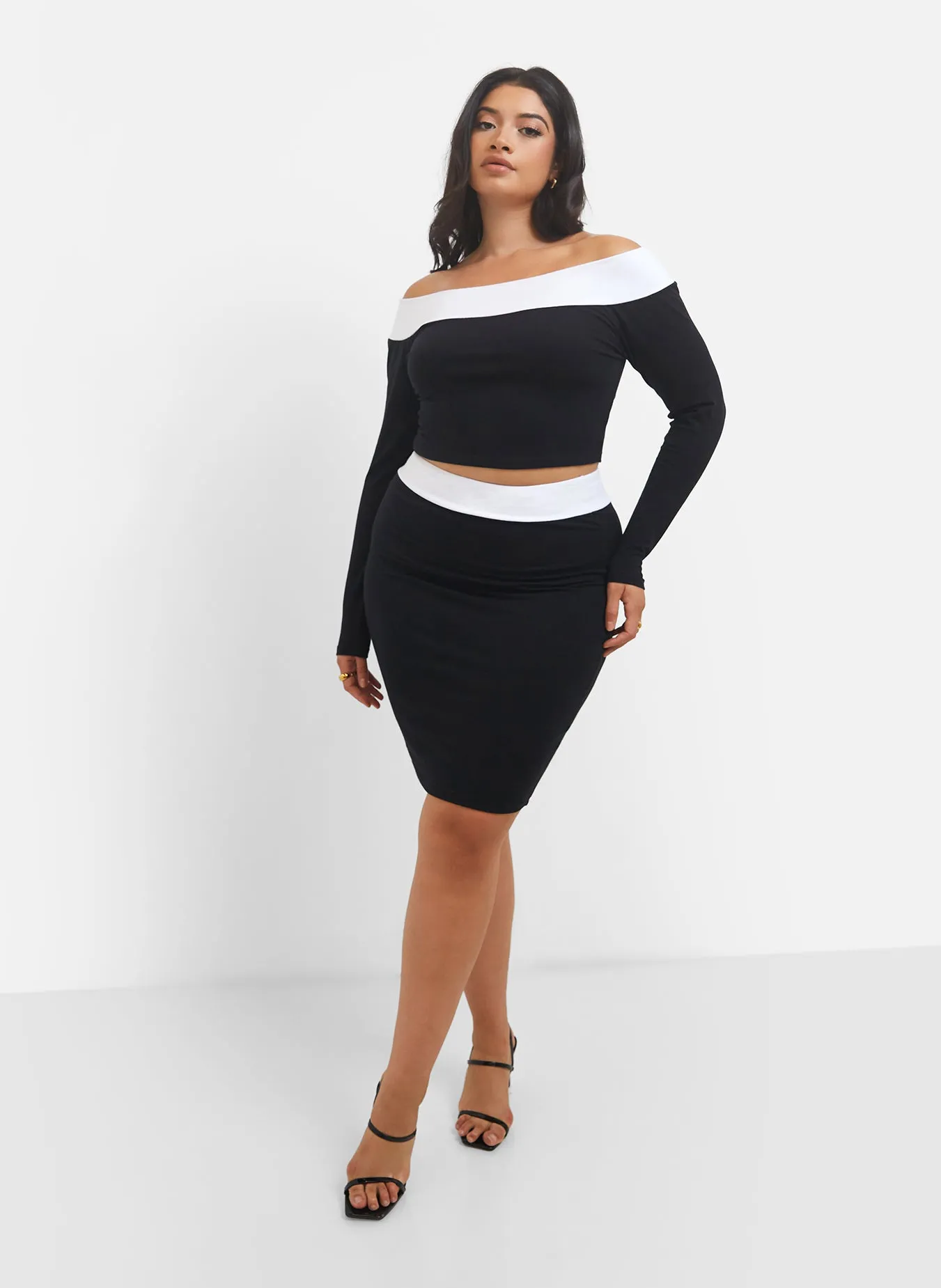Thalia Colorblock Mini Bodycon Skirt - Black & White sold by Rebdolls