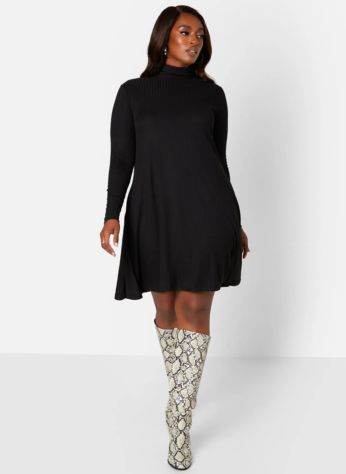 Keri Ribbed Turtleneck Mini Shift Dress W. Pockets sold by Rebdolls product image thumbnail 2
