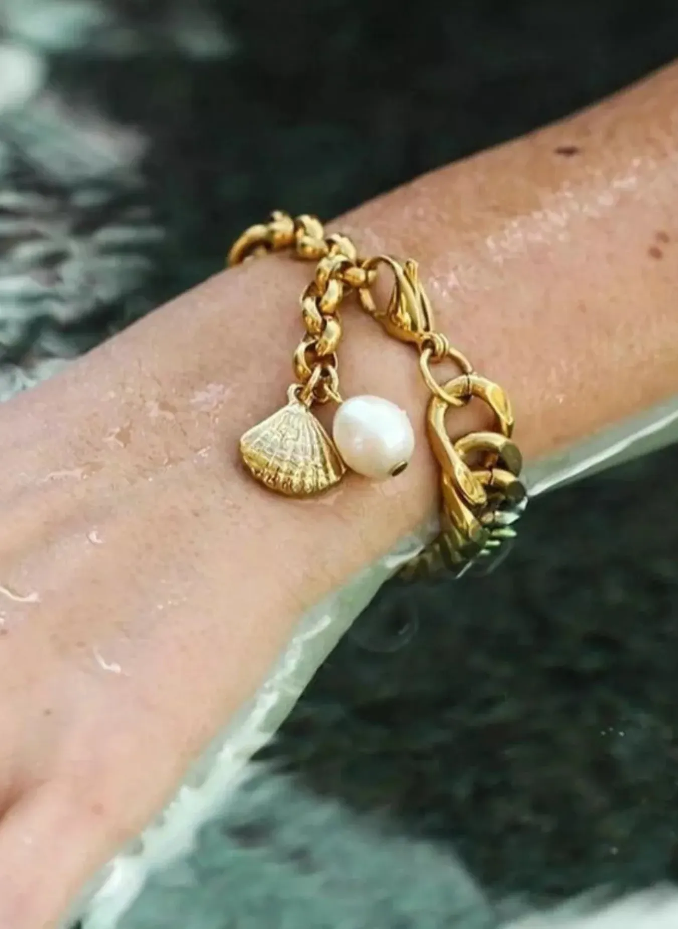 18K Gold-Plated Freshwater Pearl Shell Bracelet sold by Rebdolls product image thumbnail 2