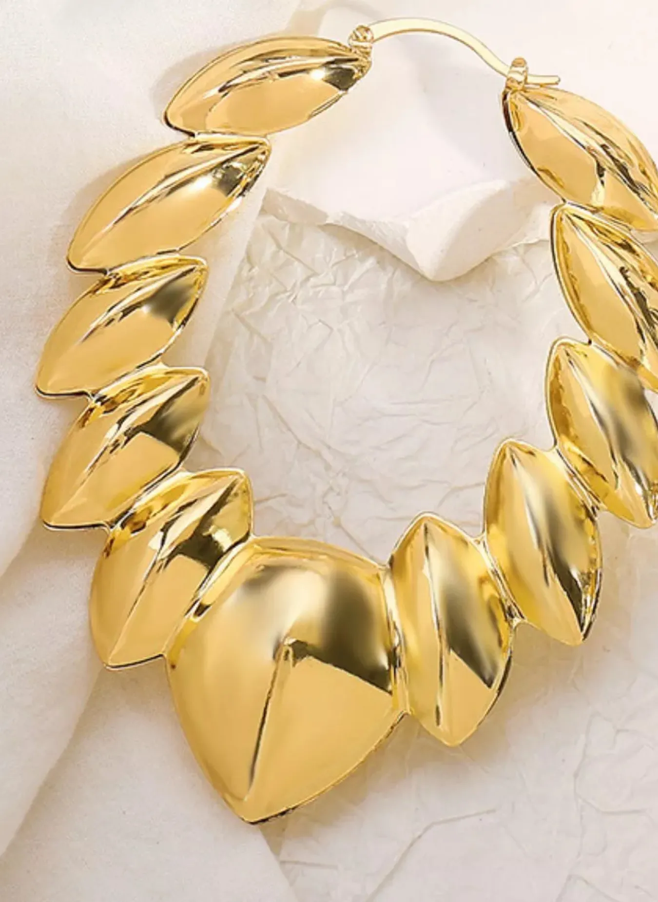 18K Gold-Plated Twisted Hoop Earrings sold by Rebdolls product image thumbnail 3