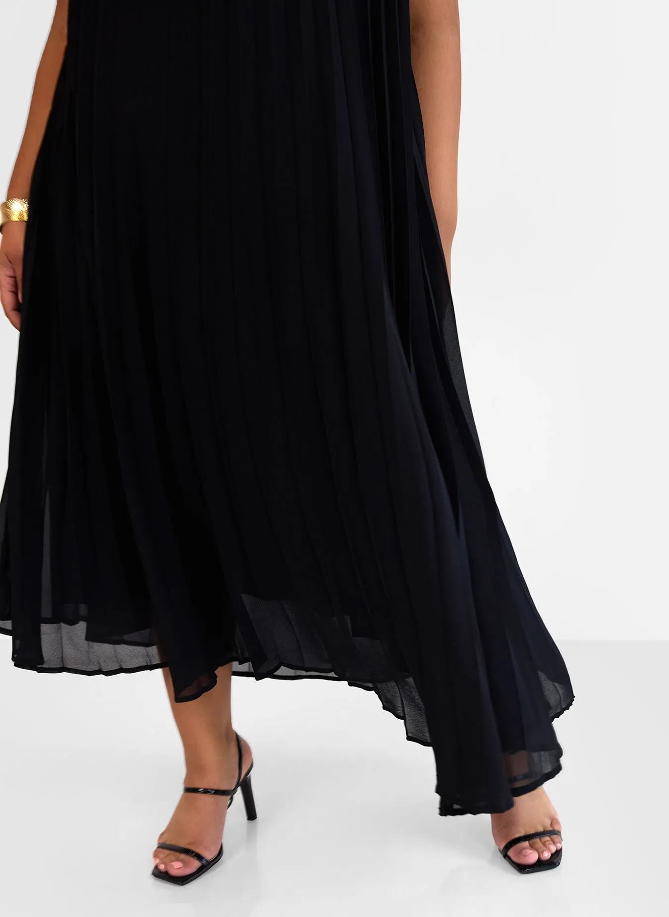 Desiree Chiffon Pleated One Shoulder Maxi Shift Dress sold by Rebdolls product image thumbnail 4