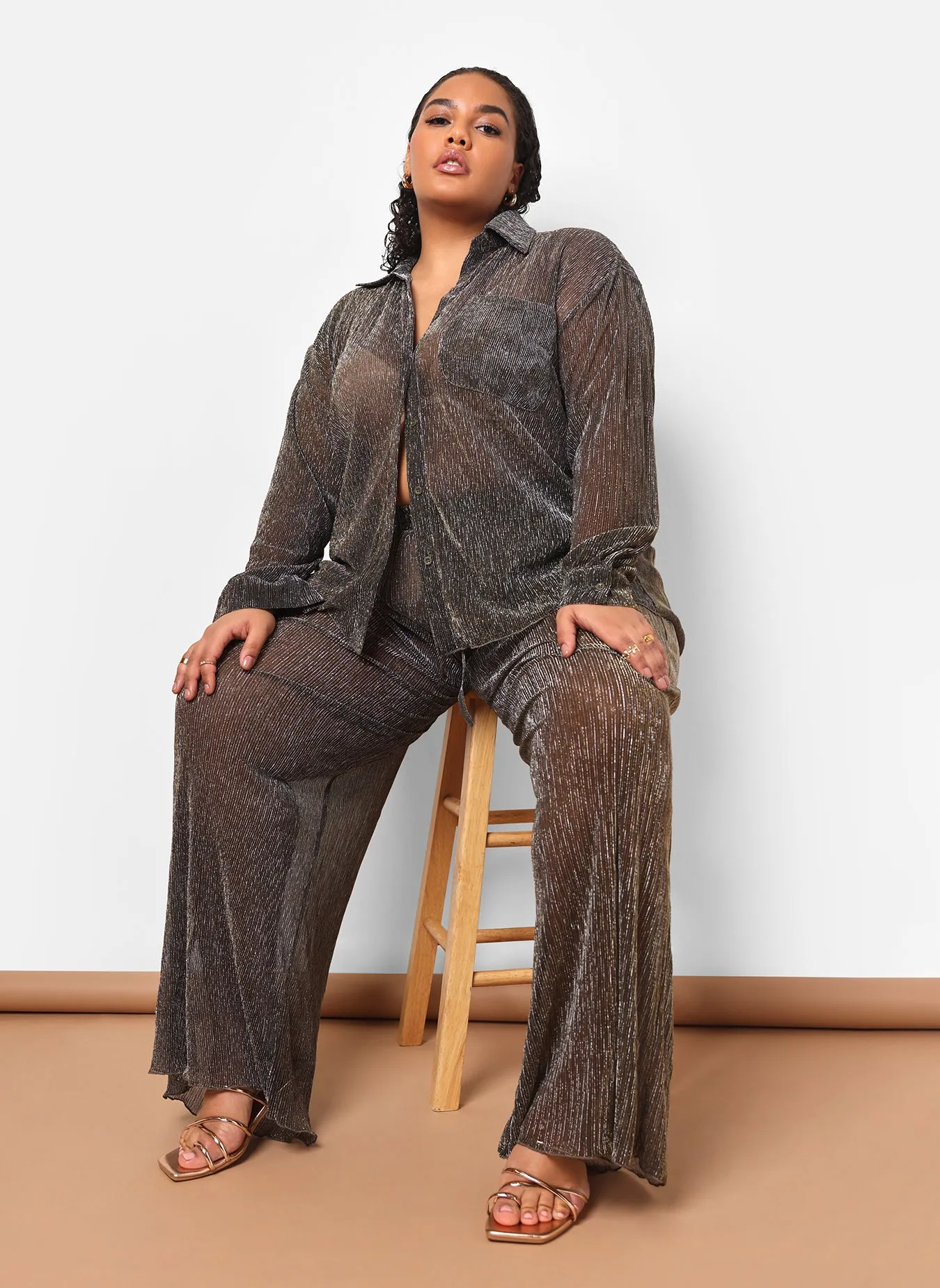 Fabian Sheer Metallic Plisse Wide Leg Pants W. Pockets sold by Rebdolls