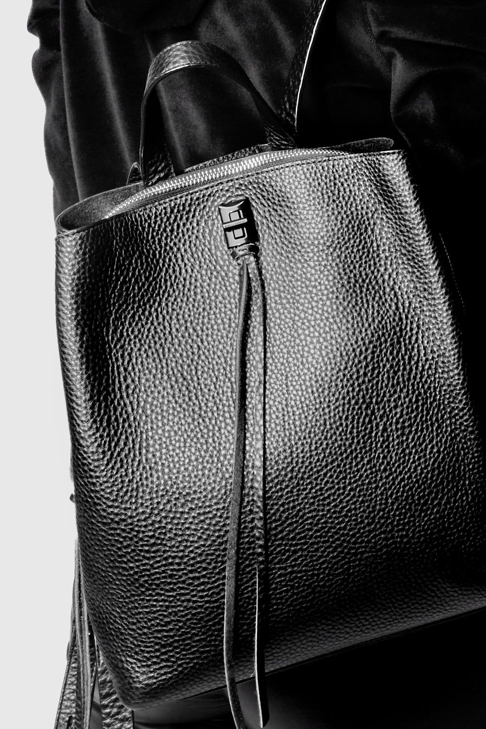 Darren Medium Backpack sold by Rebecca Minkoff product image thumbnail 5