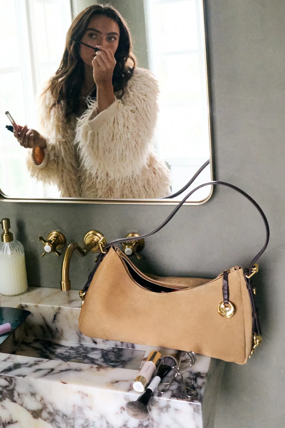 Mia Large Shoulder Bag sold by Rebecca Minkoff product image thumbnail 4