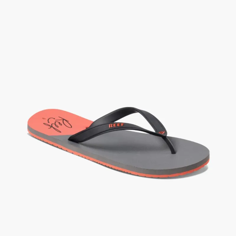 Reef Men REEF SWITCHFOOT PRINTS RED BLOCK sold by Reef