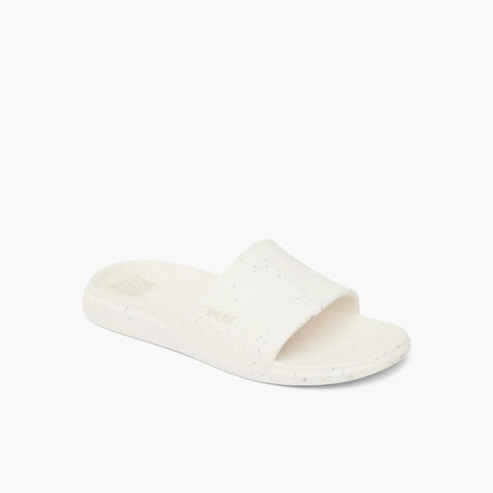 Reef Men OASIS SLIDE REGRIND OFF WHITE sold by Reef