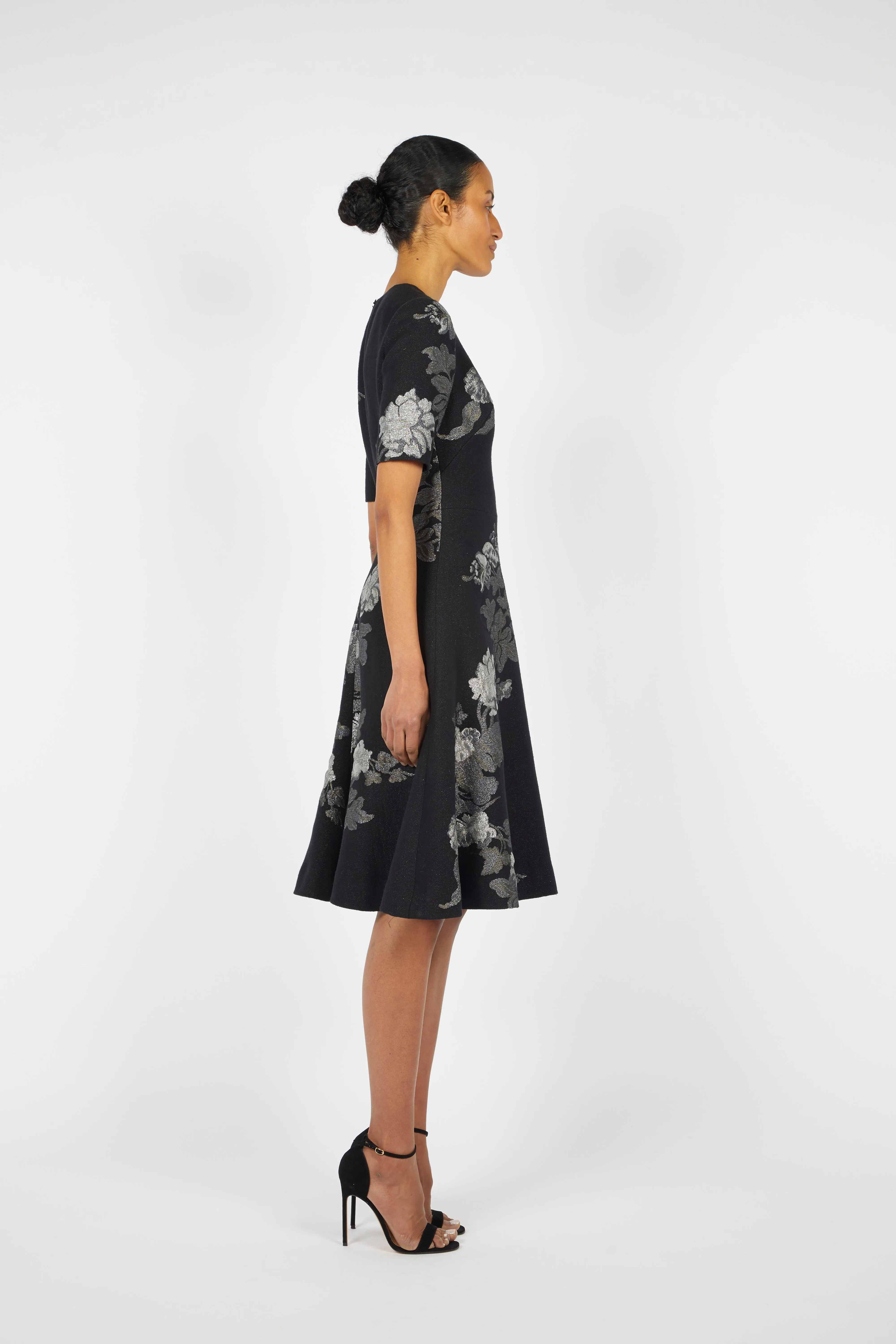 SHORT SLEEVE DRESS WITH EMBROIDERY DETAIL sold by Reem Acra product image thumbnail 4