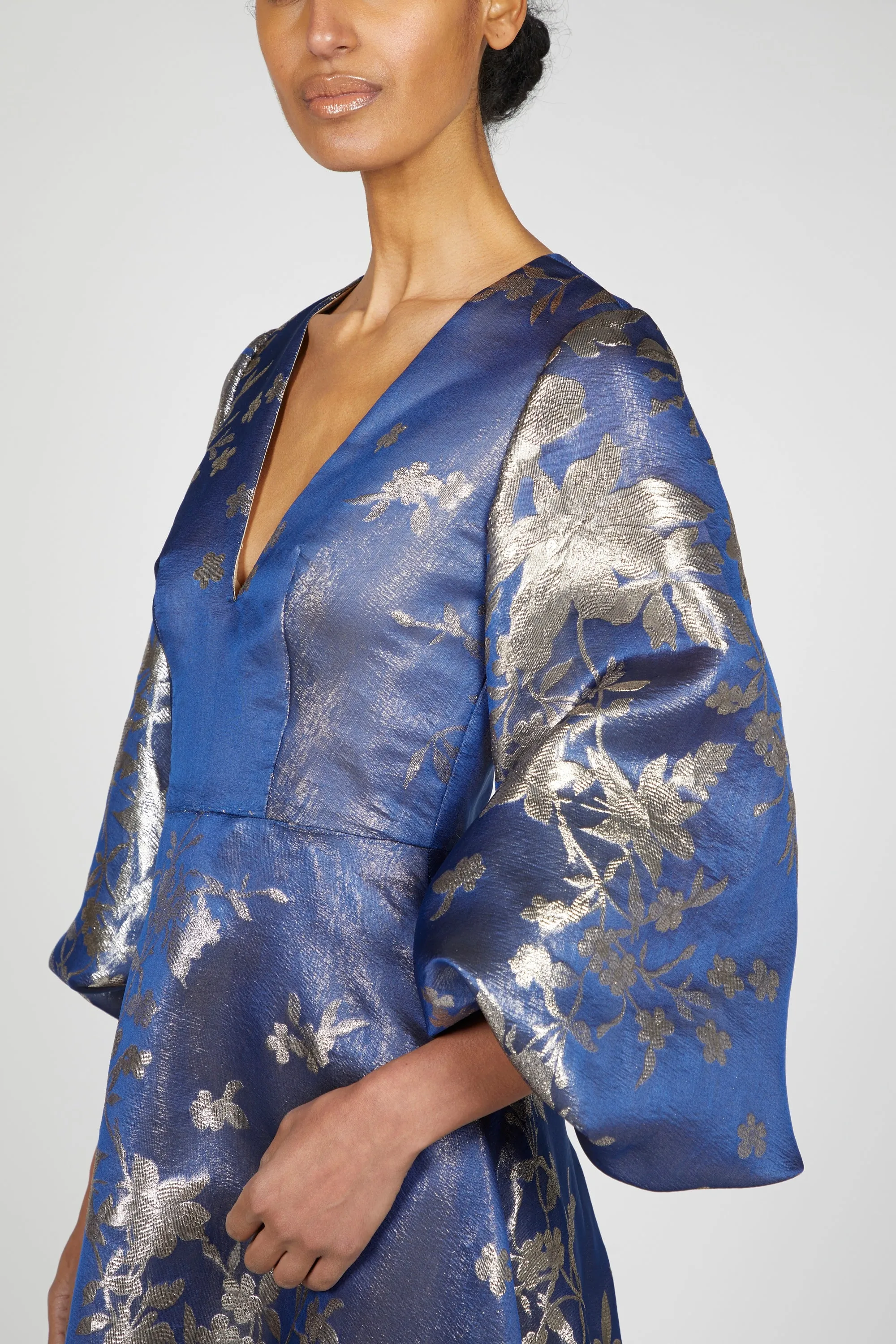 V-NECK BISHOP SLEEVE JACQUARD DRESS sold by Reem Acra product image thumbnail 4