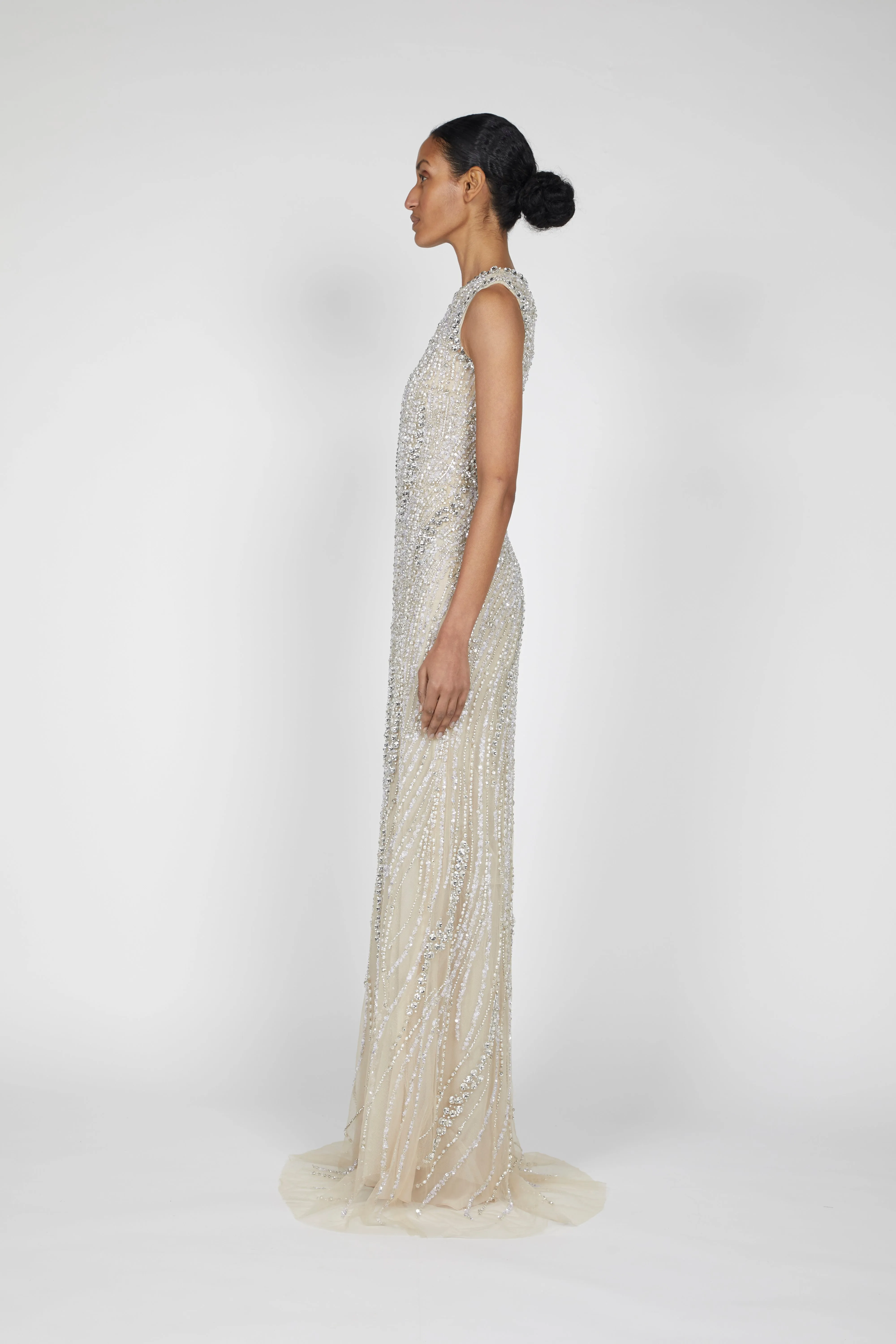 SLEEVELESS CRYSTAL AND PEARL EMBROIDERED GOWN sold by Reem Acra product image thumbnail 5