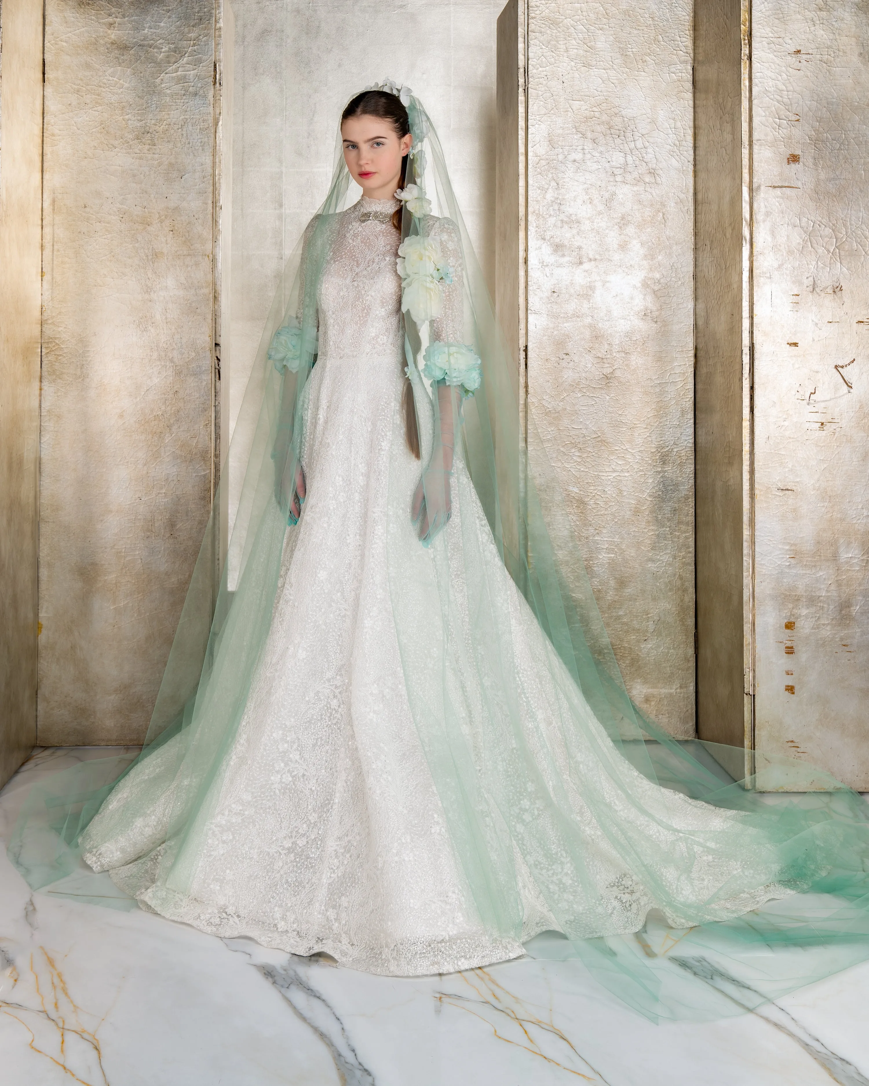 Dakota sold by Reem Acra