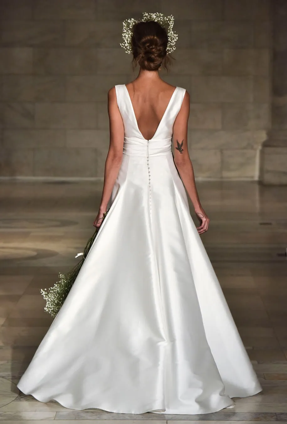 Endear sold by Reem Acra product image thumbnail 2