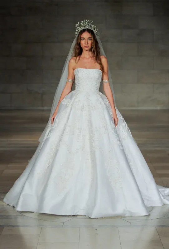 Magical sold by Reem Acra