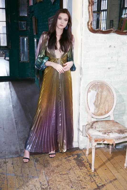 Look 16 made by Reem Acra