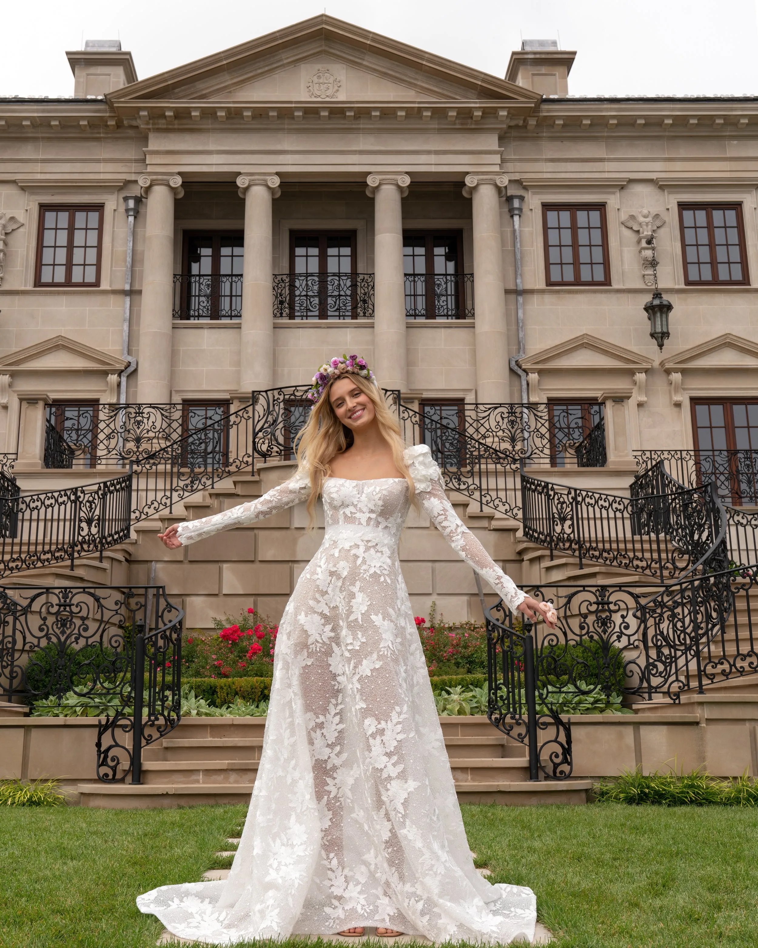 Beautiful sold by Reem Acra