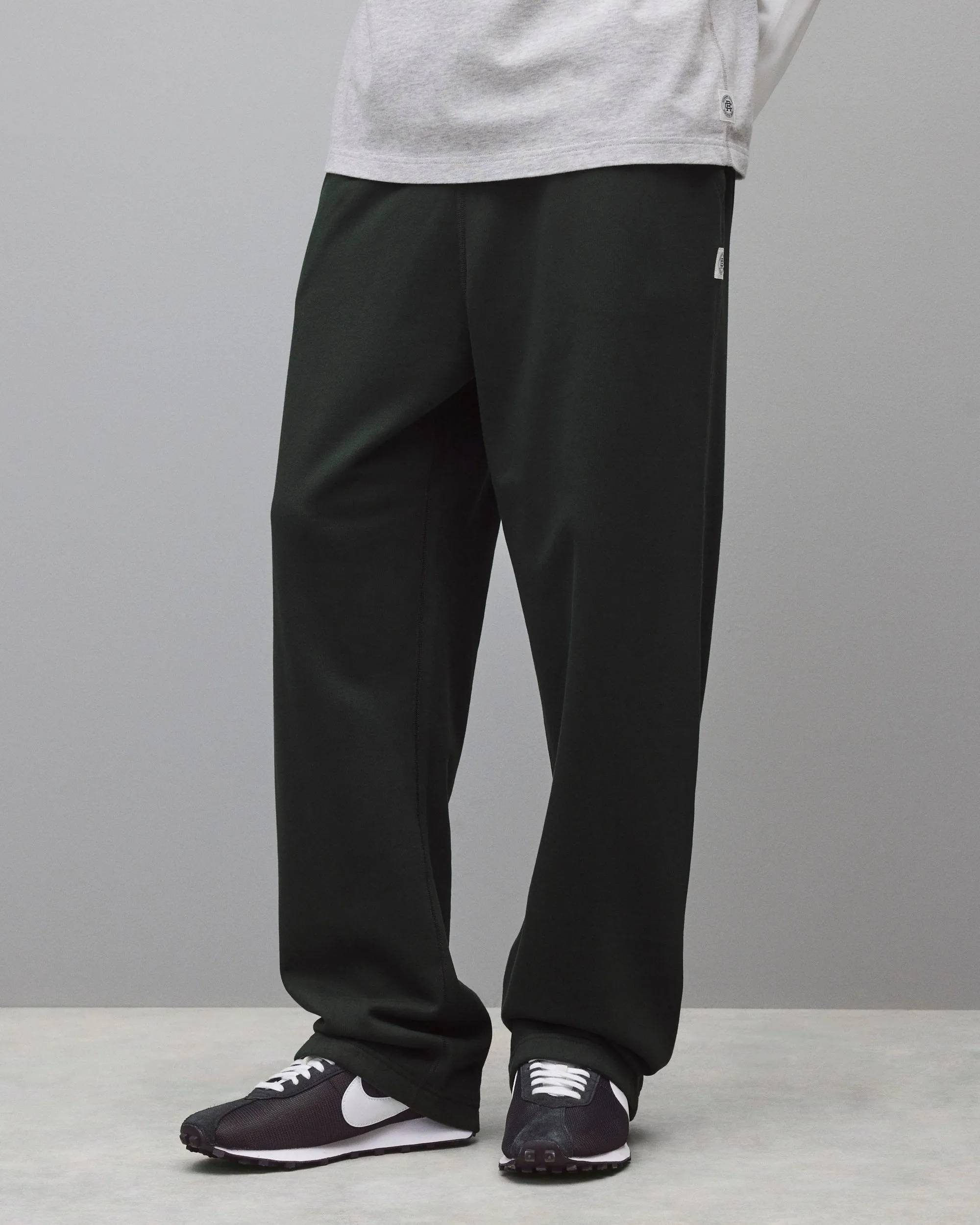 Midweight Terry Relaxed Sweatpant sold by Reigning Champ product image thumbnail 3
