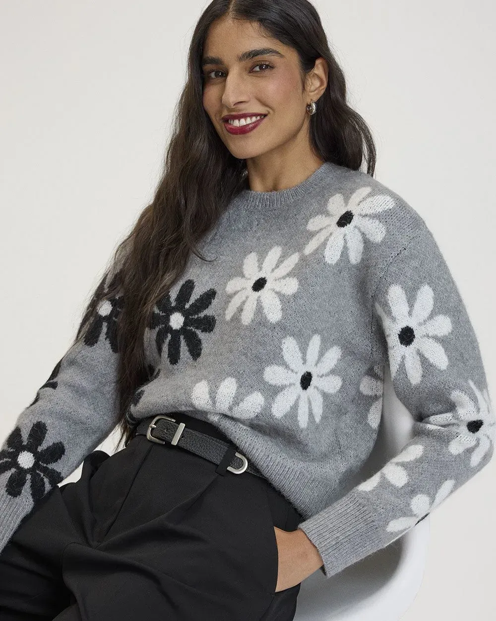 Long-Sleeve Crew-Neck Loose Sweater sold by Reitmans product image thumbnail 5