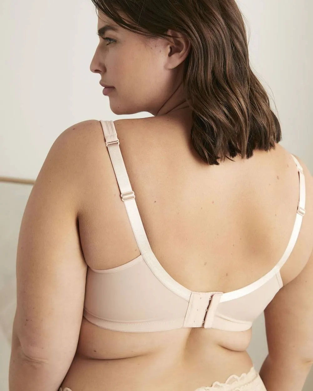 Contour Underwire T-Shirt Bra - Déesse Collection sold by Reitmans product image thumbnail 2