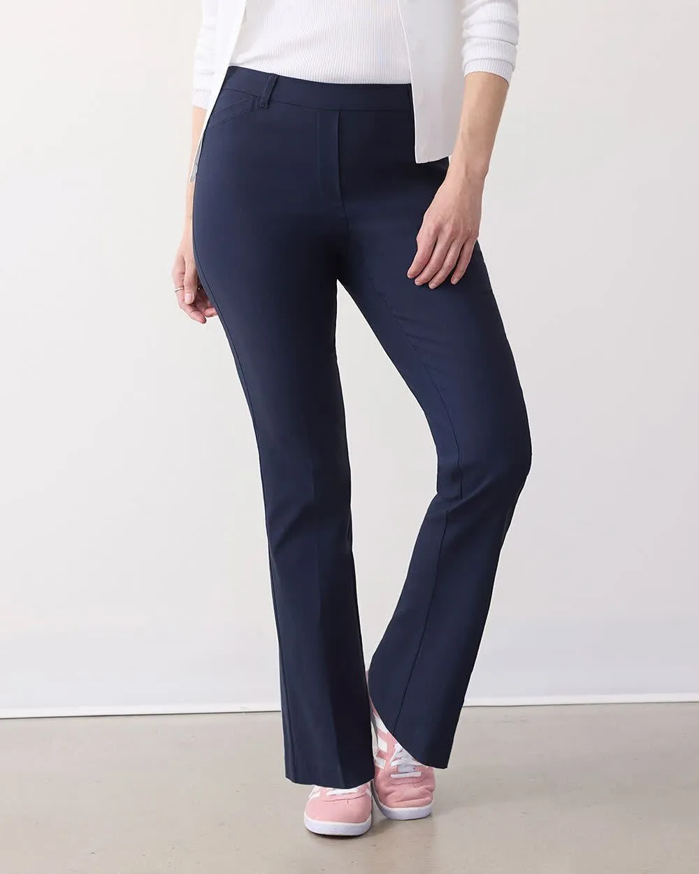 Straight-Leg High-Rise Pant - The Iconic (R) - Petite sold by Reitmans