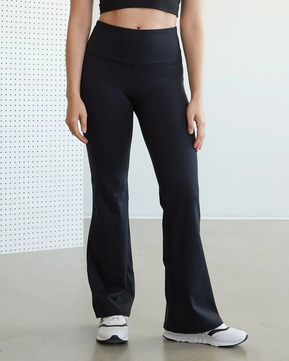 Pulse Flare Leg Pant, Hyba - Tall sold by Reitmans product image thumbnail 3
