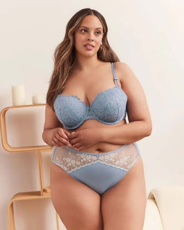 All-Lace Underwire Balconnette Bra with Double Straps - Déesse Collection sold by Reitmans