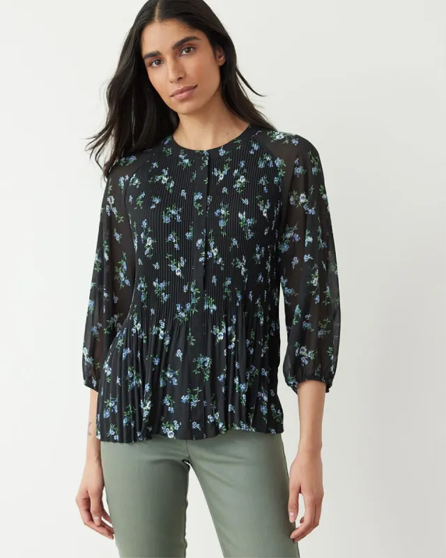 Long-Sleeve Mix-Media Pleated Blouse with High Neckline sold by Reitmans