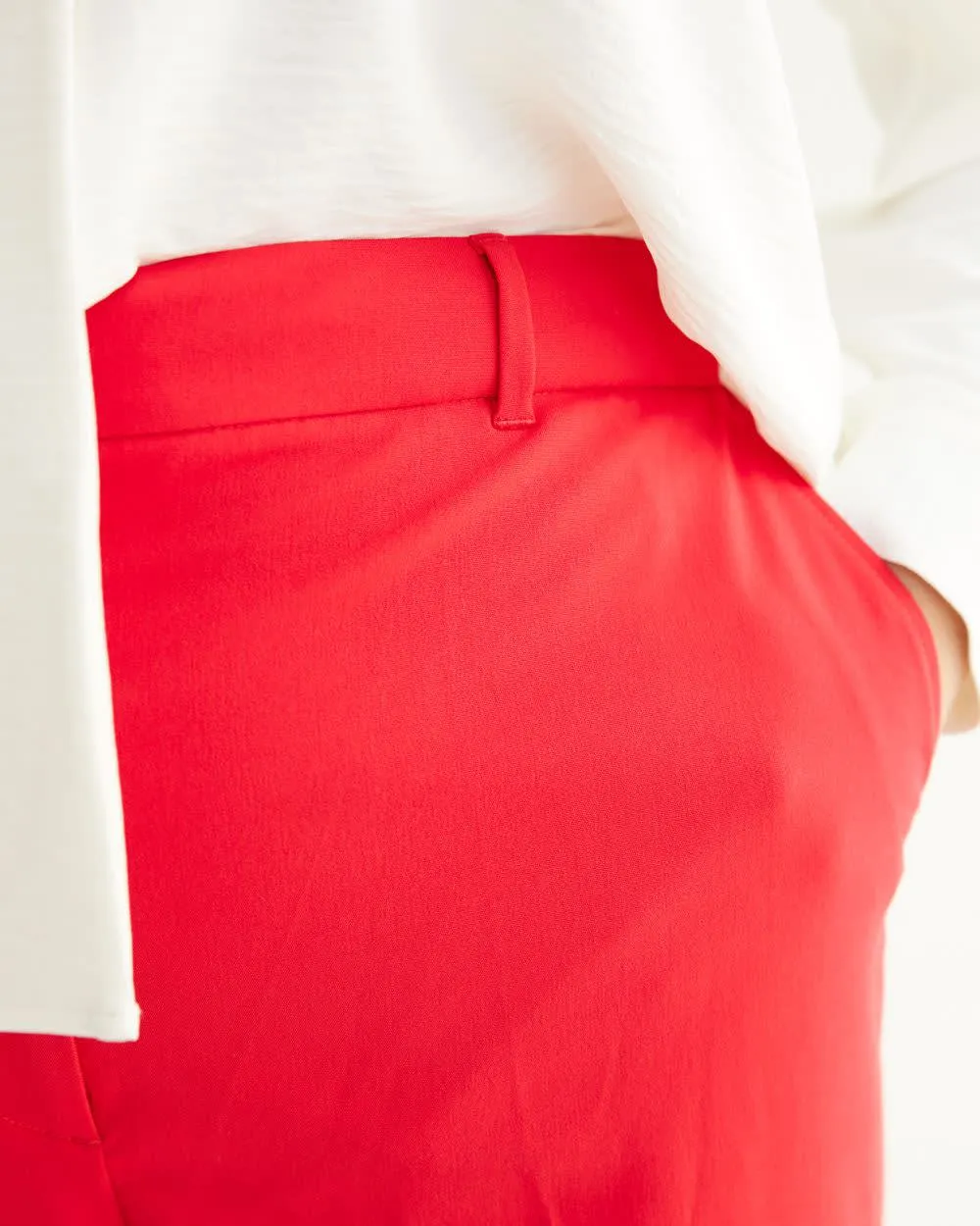 Straight-Leg High-Rise Pant - The Timeless - Tall sold by Reitmans product image thumbnail 4