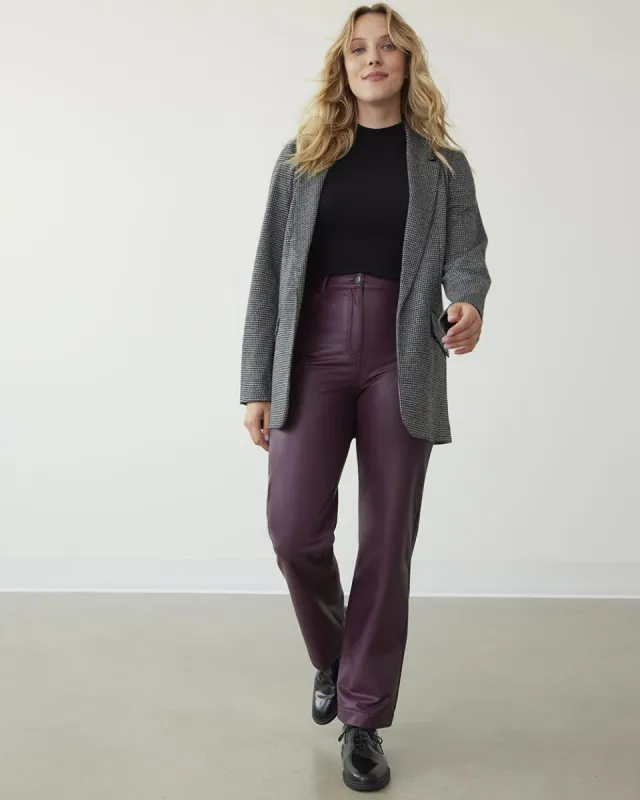 Straight-Leg High-Rise Faux Leather Pants - Petite sold by Reitmans