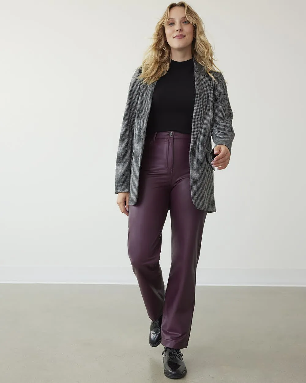 Straight-Leg High-Rise Faux Leather Pants - Tall sold by Reitmans