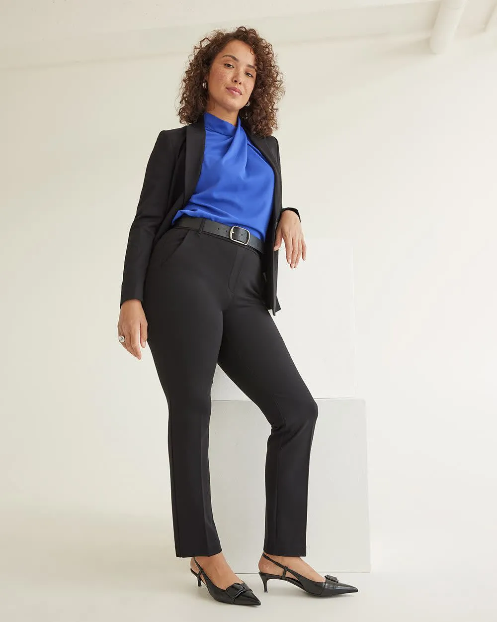 Straight-Leg High-Rise Pants - The Modern Stretch (R) - Petite sold by Reitmans product image thumbnail 4
