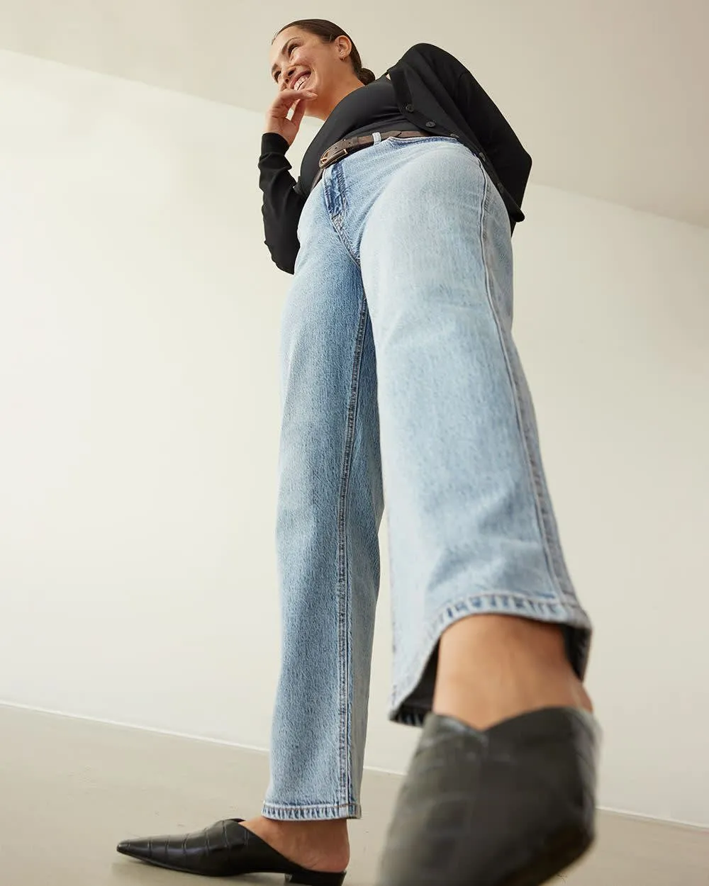 Straight-Leg High-Rise Jean - Curvy Fit sold by Reitmans product image thumbnail 4