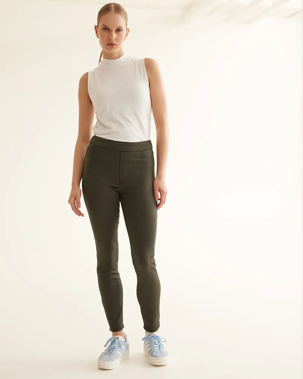 Denim Legging Pants - R Essentials - Tall sold by Reitmans